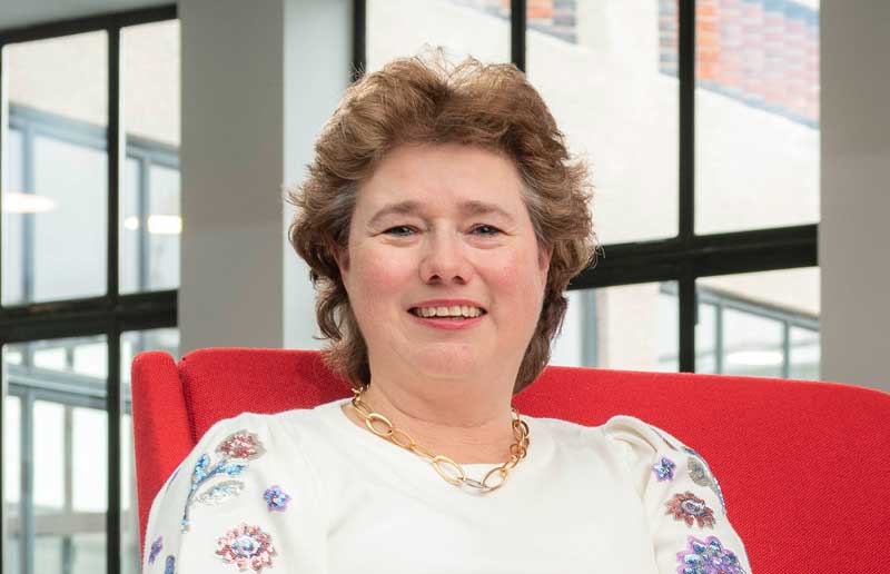 Voorbeeld Jolanda Martin 8698 potret 01